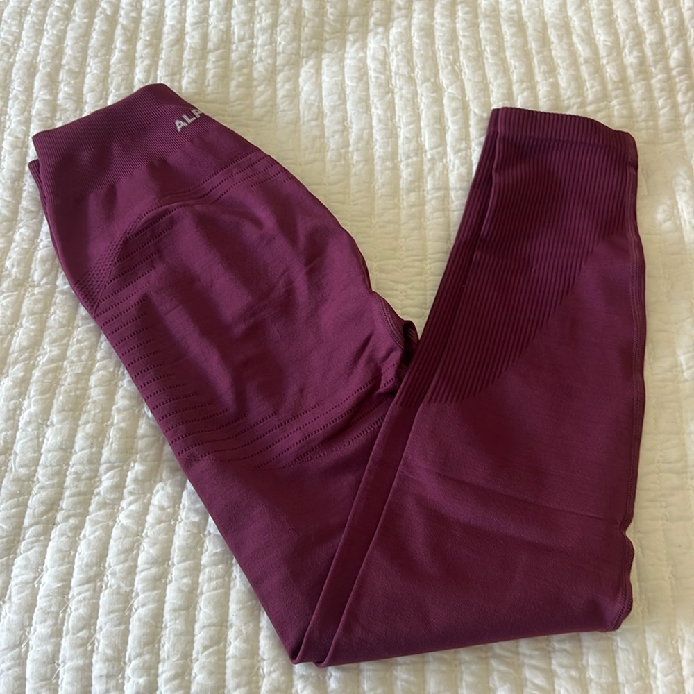 Alphalete leggings